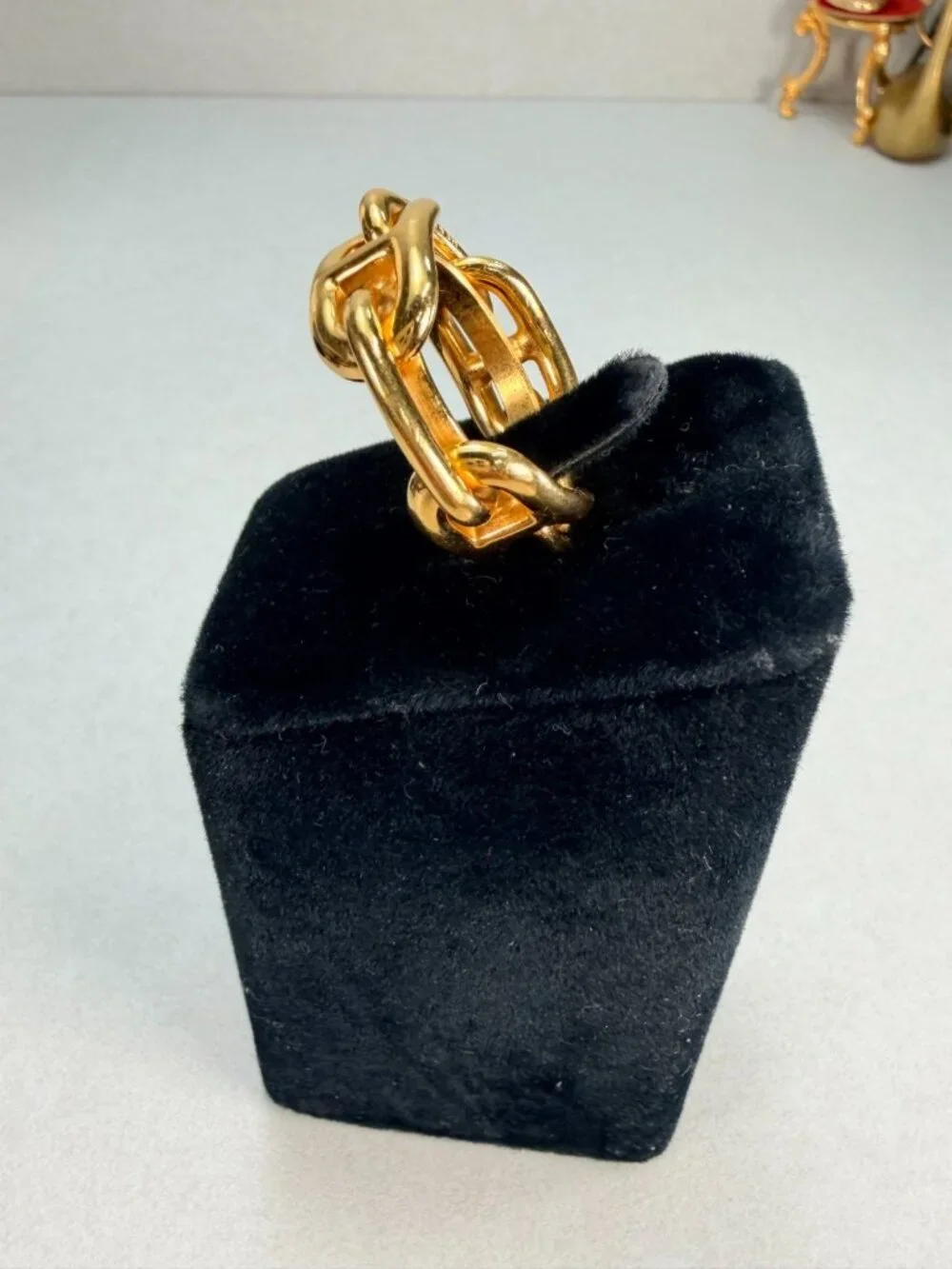 Hermes Chaine d'Ancre Scarf Ring Gold Hardware Elegant Accessory